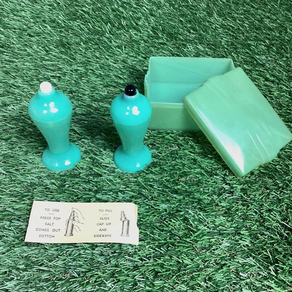 Teal CARVANITE Boxed Art Deco Salt & Pepper Shakers Set